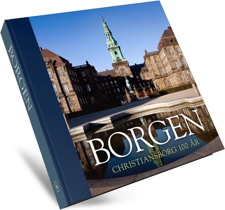 Bogomslag med billede af Christiansborg